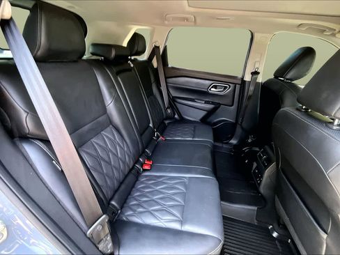 Used 2021 Nissan Rogue Platinum AWD/4WD image 20