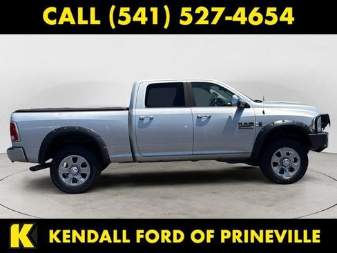 Used 2016 RAM 3500 Laramie w/ Convenience Group AWD/4WD image 4