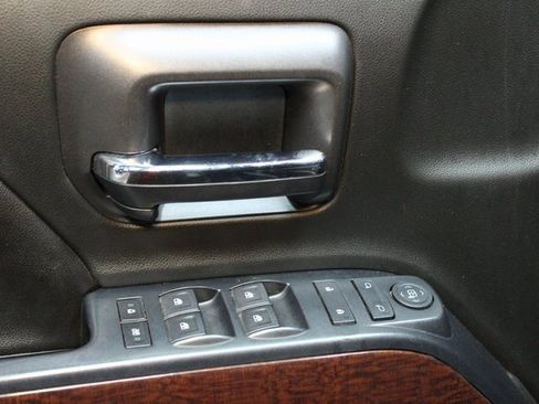 Used 2017 GMC Sierra 1500 SLE image 15