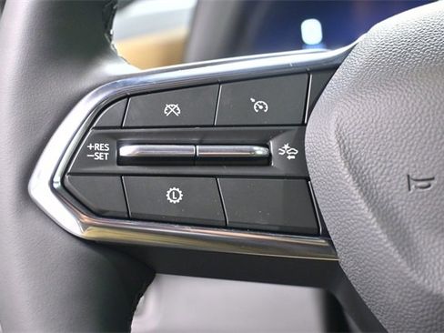 New 2026 Chevrolet Equinox ACTIV w/ Convenience Package III image 20