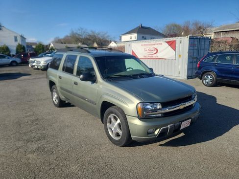 Used 2004 Chevrolet TrailBlazer 4WD w/ LS Preferred Equipment Group image 9