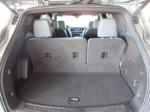 Used 2024 Buick Enclave Premium w/ Experience Buick Package image 34