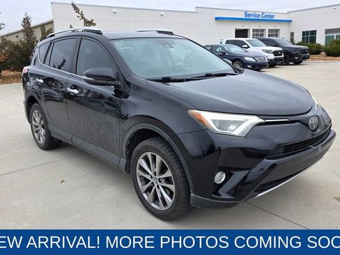 Used 2016 Toyota RAV4 Limited image 7