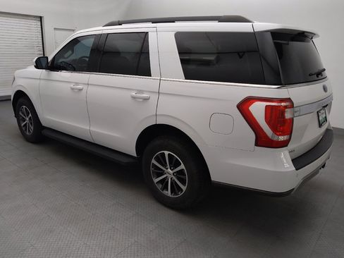 Used 2021 Ford Expedition XLT RWD image 3