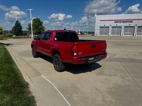 Used 2023 Toyota Tacoma SR5 AWD/4WD image 6