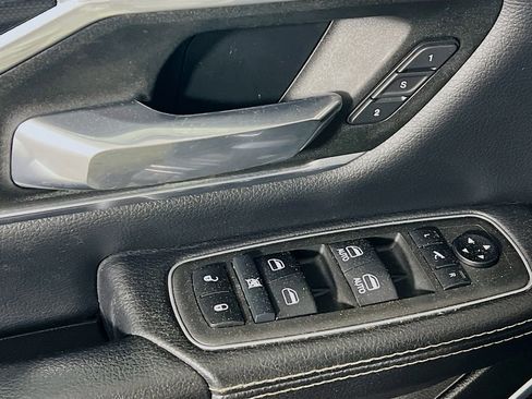 Used 2021 RAM 1500 Laramie w/ Sport Appearance Package image 16