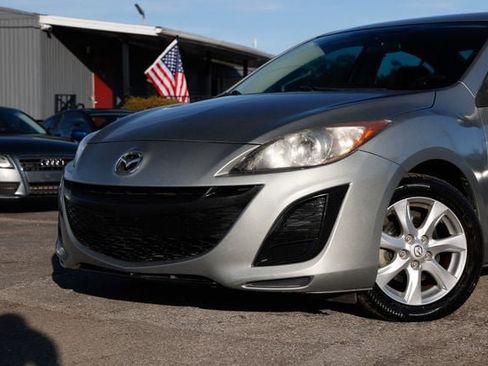 Used 2011 MAZDA MAZDA3 i Touring image 29
