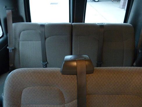 Used 2019 Chevrolet Express 3500 LT w/ LT Preferred Equipment Group image 18