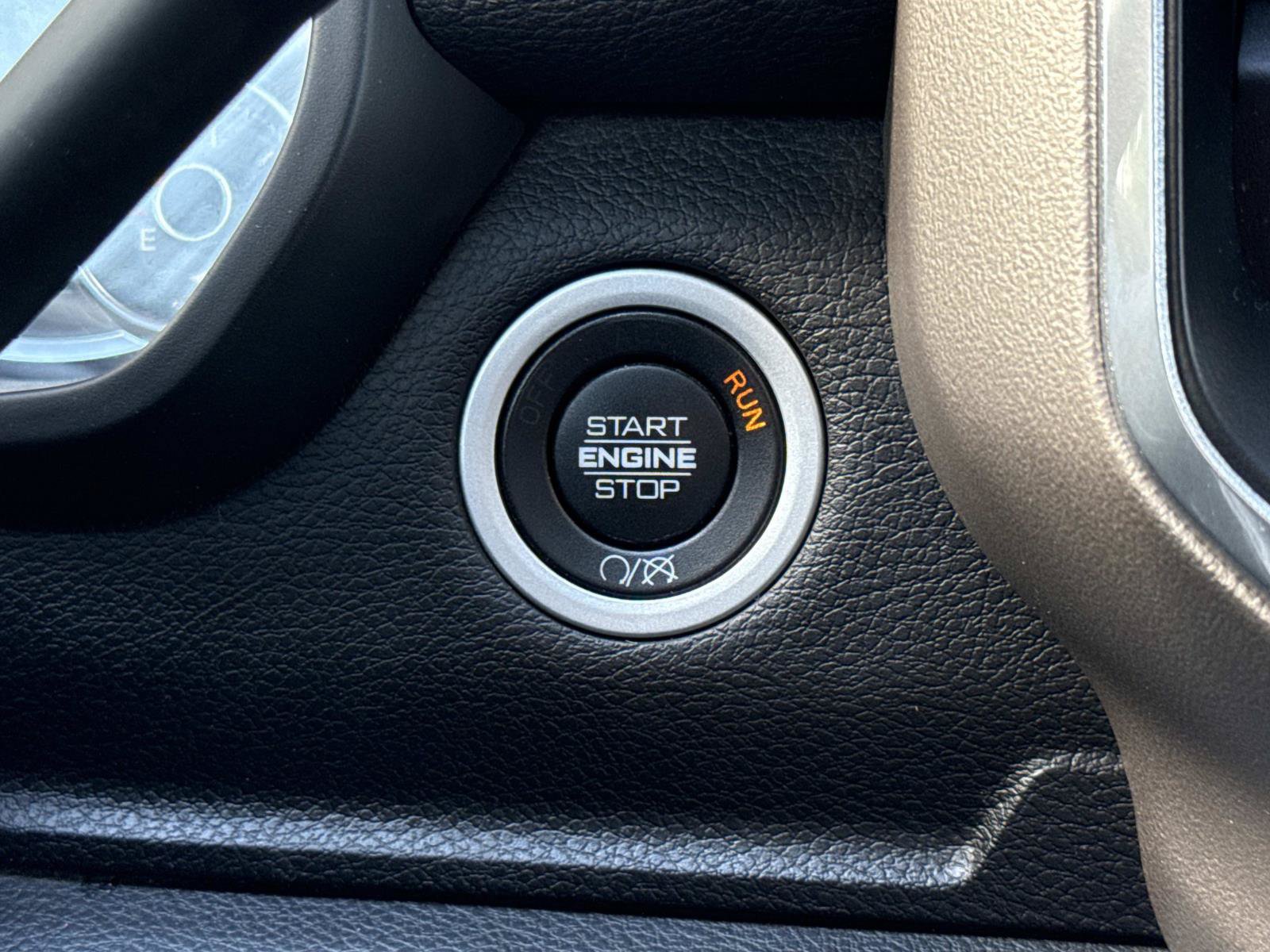 Used 2020 RAM 3500 Laramie AWD/4WD image 19