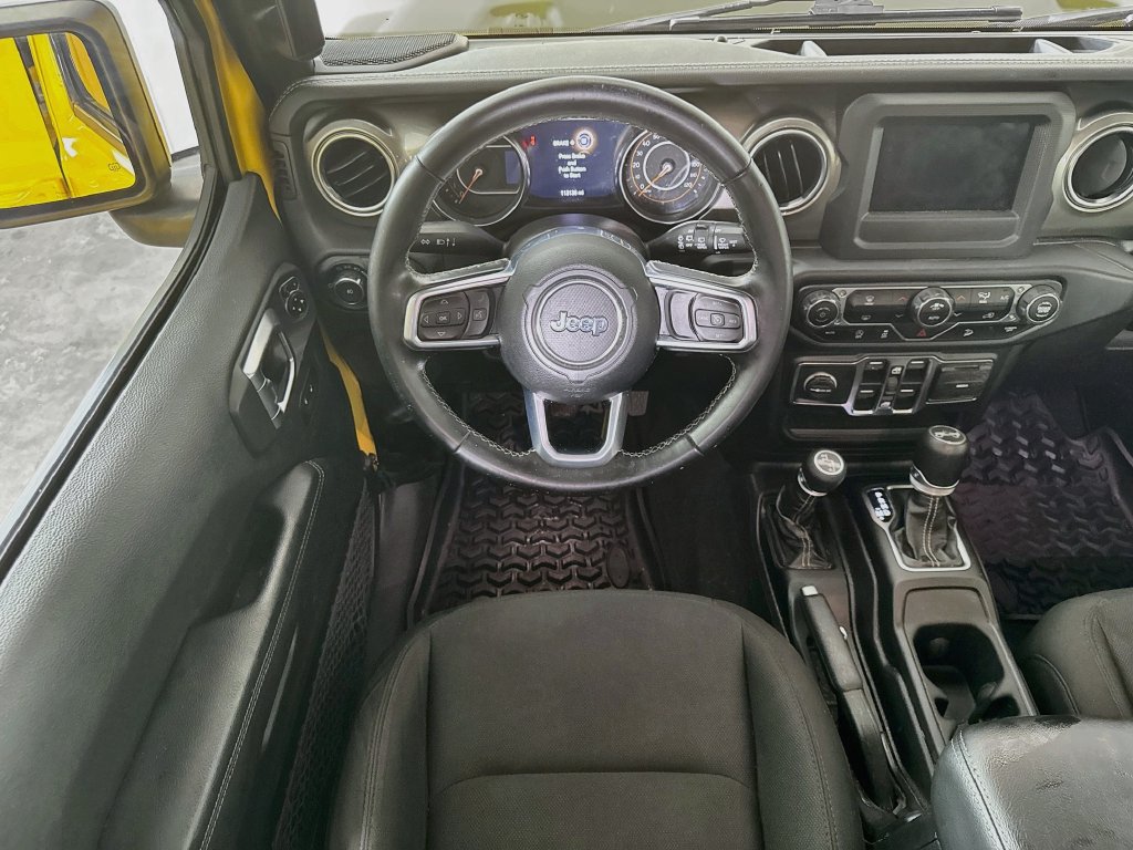 Used 2020 Jeep Wrangler Unlimited Sahara AWD/4WD image 21