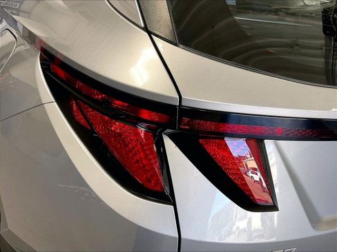 Used 2025 Hyundai Tucson SE AWD/4WD image 33