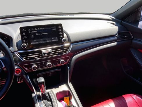 Used 2019 Honda Accord Sport image 7