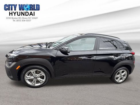 Used 2023 Hyundai Kona SEL image 2