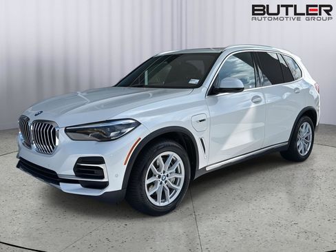 Certified 2023 BMW X5 xDrive45e w/ Parking Assistance Package image 1