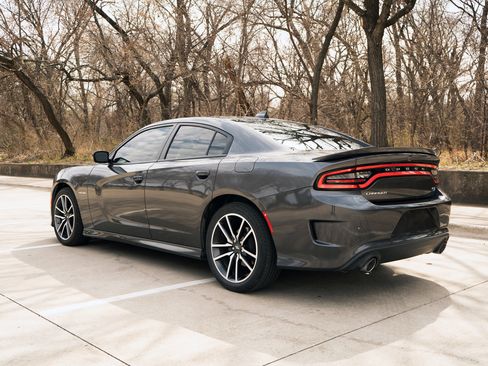 Used 2022 Dodge Charger R/T w/ Plus Group image 7