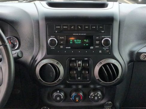 Used 2016 Jeep Wrangler Unlimited Sport w/ Quick Order Package 24S AWD/4WD image 21