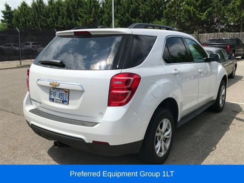 Used 2017 Chevrolet Equinox LT w/ Convenience Package AWD/4WD image 2