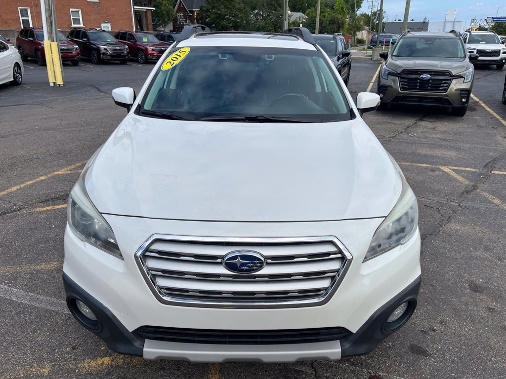 Used 2015 Subaru Outback 2.5i Limited AWD/4WD image 9