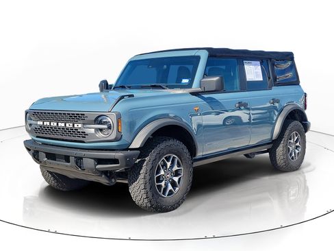Used 2021 Ford Bronco Badlands AWD/4WD image 3