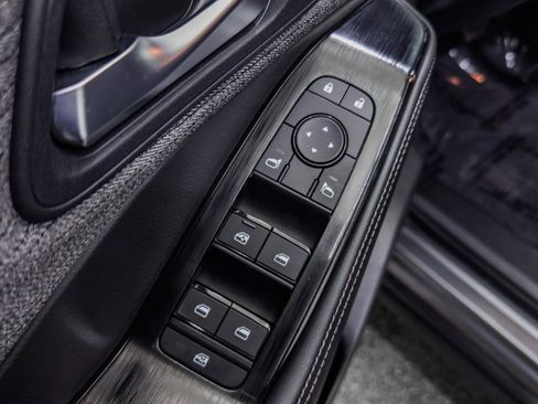 Used 2023 Nissan Rogue SV image 22