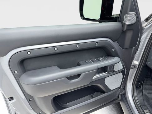 Used 2024 Land Rover Defender 130 X image 48