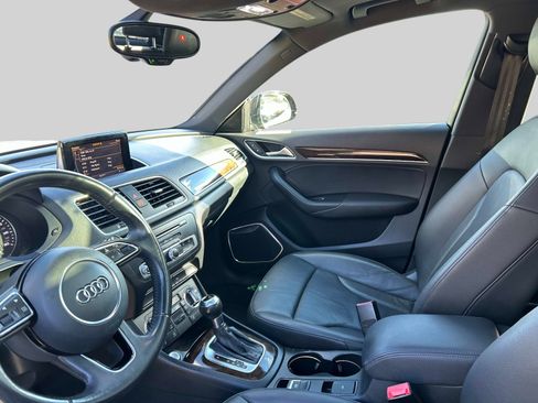 Used 2015 Audi Q3 2.0T Prestige image 23