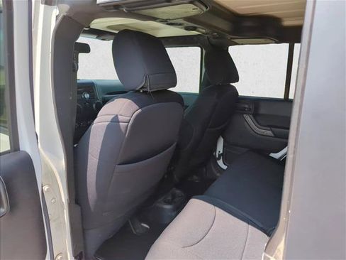 Used 2016 Jeep Wrangler Unlimited Sport w/ Quick Order Package 24S AWD/4WD image 14