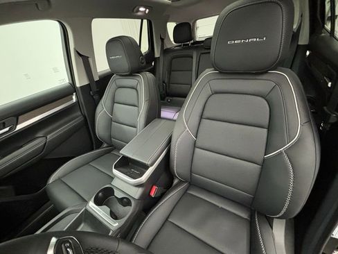 New 2026 GMC Terrain Denali w/ LPO, Floor Liner Package image 20