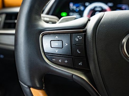 Used 2019 Lexus ES 300h FWD image 27
