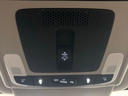 Certified 2025 Honda CR-V EX-L image 32