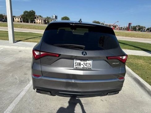 Used 2022 Acura MDX FWD w/ Technology Package image 7