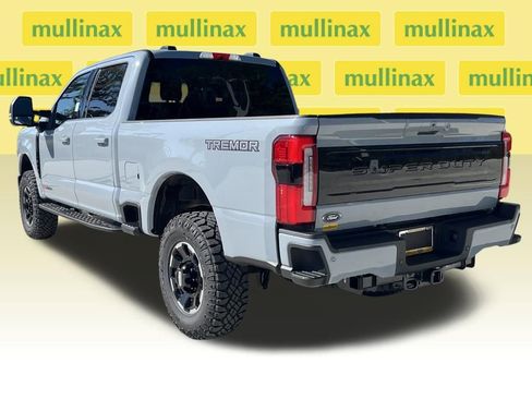 New 2026 Ford F250 Platinum w/ Tremor Off-Road Package AWD/4WD image 8