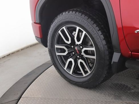 Used 2022 GMC Sierra 1500 AT4 w/ AT4 Premium Package image 13