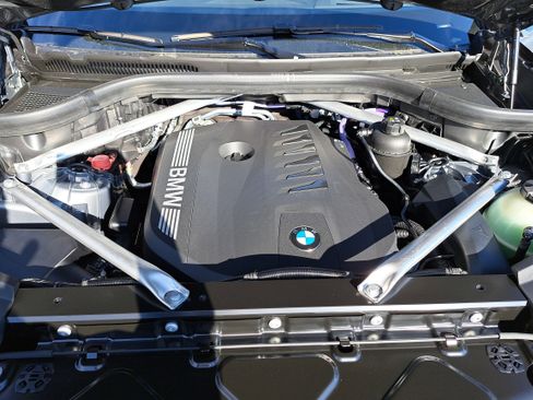New 2026 BMW X5 xDrive40i w/ M Sport Package image 33