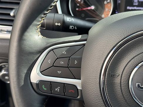 Used 2019 Jeep Compass Latitude image 28