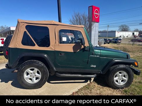 Used 2001 Jeep Wrangler SE image 3