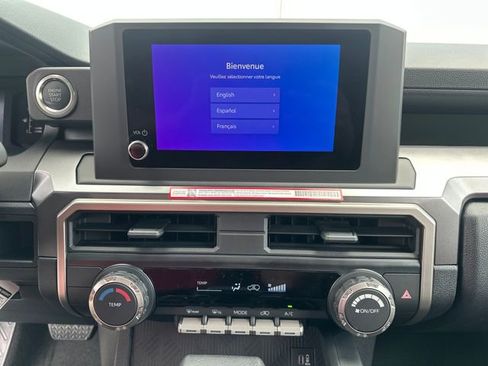 New 2026 Toyota 4Runner SR5 AWD/4WD image 13