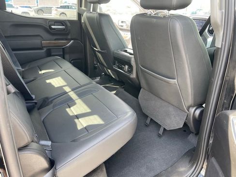 Used 2021 Chevrolet Silverado 1500 LT Trail Boss w/ Convenience Package II image 17