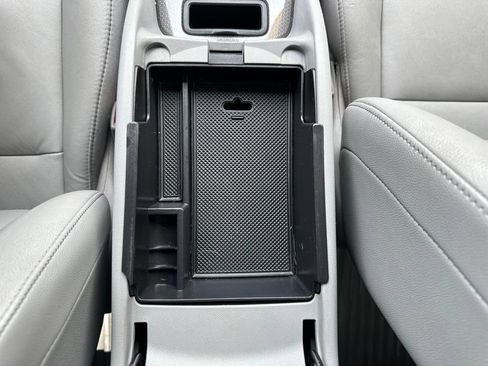 Certified 2017 Chevrolet Malibu LT w/ Leather Package FWD image 7