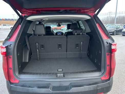 Used 2021 Chevrolet Traverse RS image 47