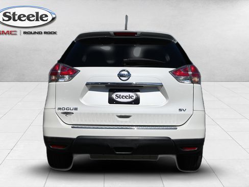 Used 2015 Nissan Rogue SV FWD image 6