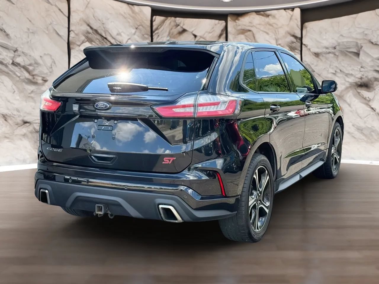 Used 2019 Ford Edge ST w/ Convenience Package AWD/4WD image 7