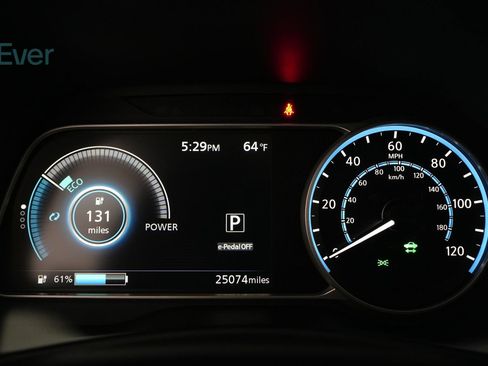 Used 2024 Nissan Leaf SV Plus FWD image 7