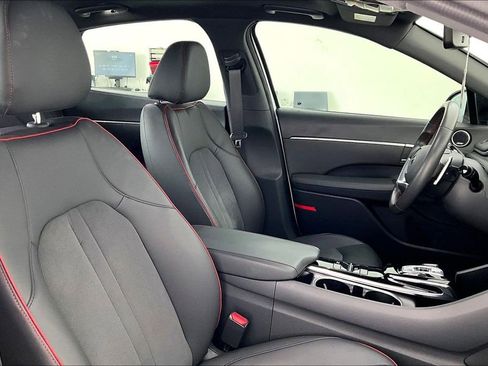 Used 2022 Hyundai Sonata SEL Plus w/ Cargo Package image 11