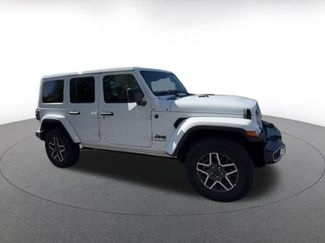Used 2025 Jeep Wrangler Unlimited Sahara AWD/4WD video 2