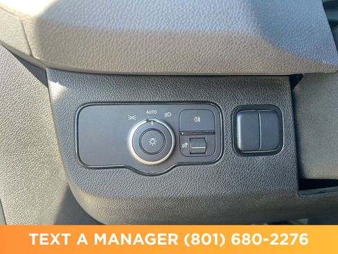 Used 2025 Mercedes-Benz Sprinter 2500 image 14