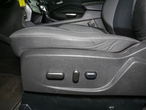 Used 2018 Ford Escape SE image 33