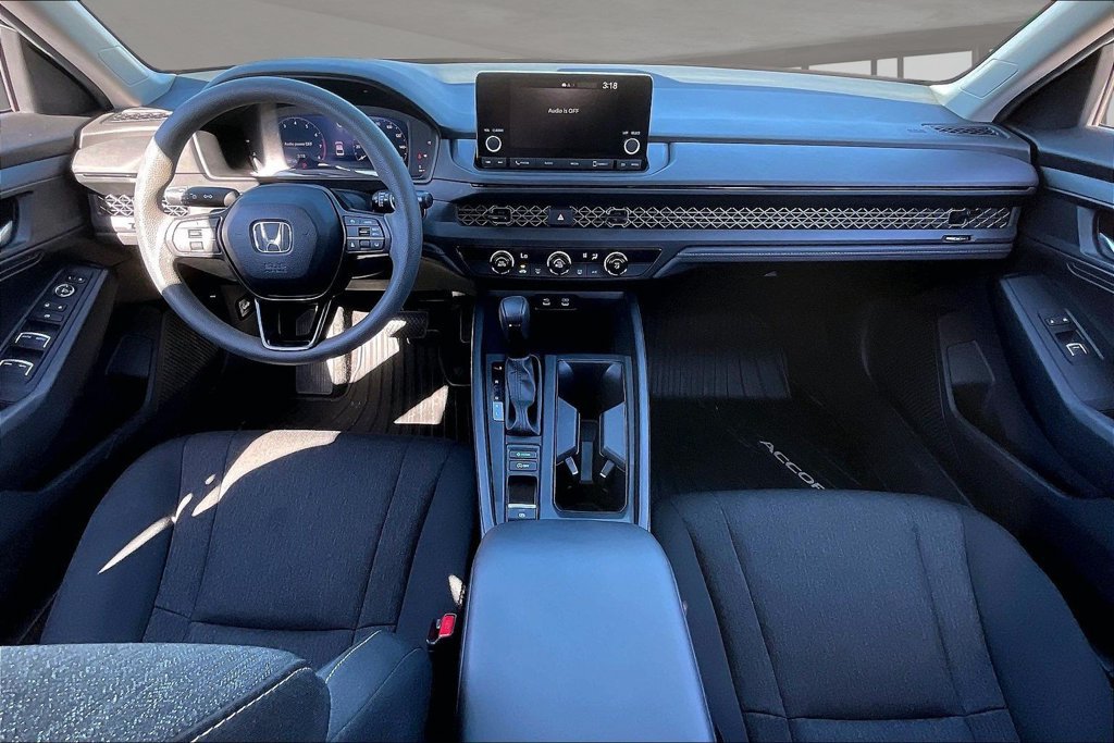 Certified 2023 Honda Accord LX image 7