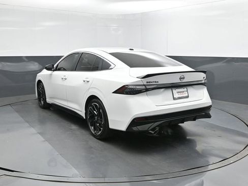 New 2026 Nissan Sentra SR w/ Floor Mat Package image 5