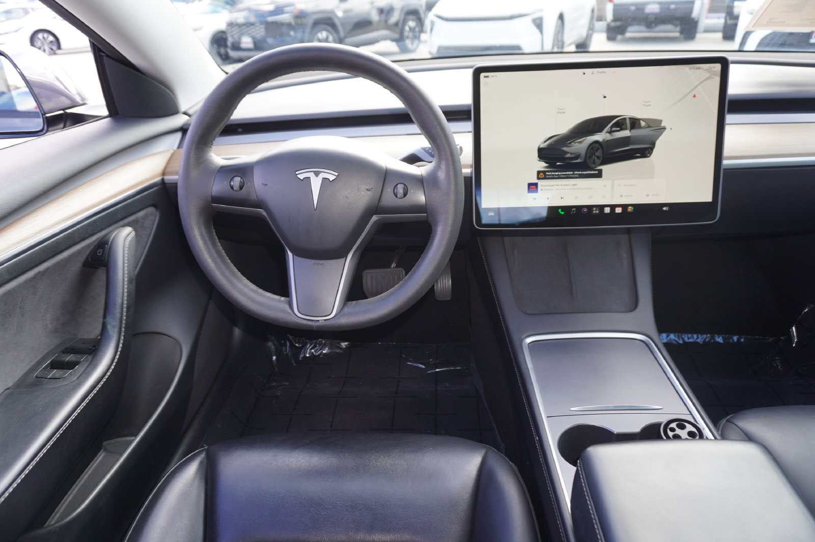 Used 2023 Tesla Model 3 Standard Range RWD image 9